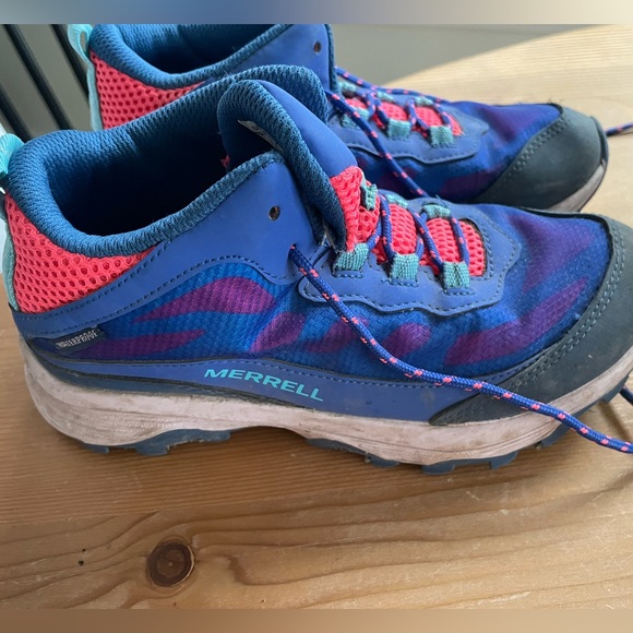 Merrell girls Moab Speed 2 Mid Waterproof hiking shoes - Picture 2 of 3